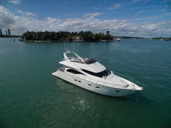 Miami Luxury Yacht Charters Hotel Miami Beach