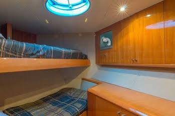 Miami Luxury Yacht Charters 4*