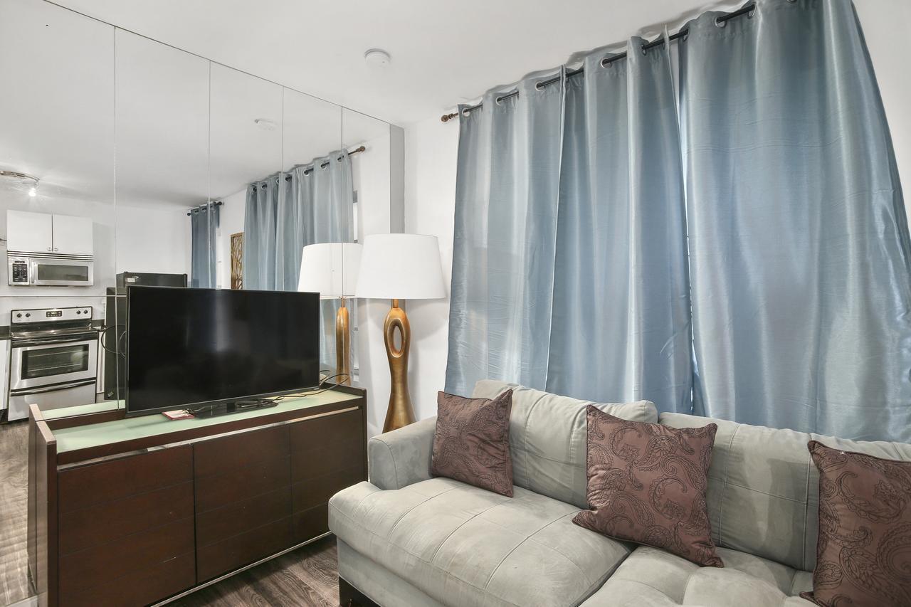Apartment On The *