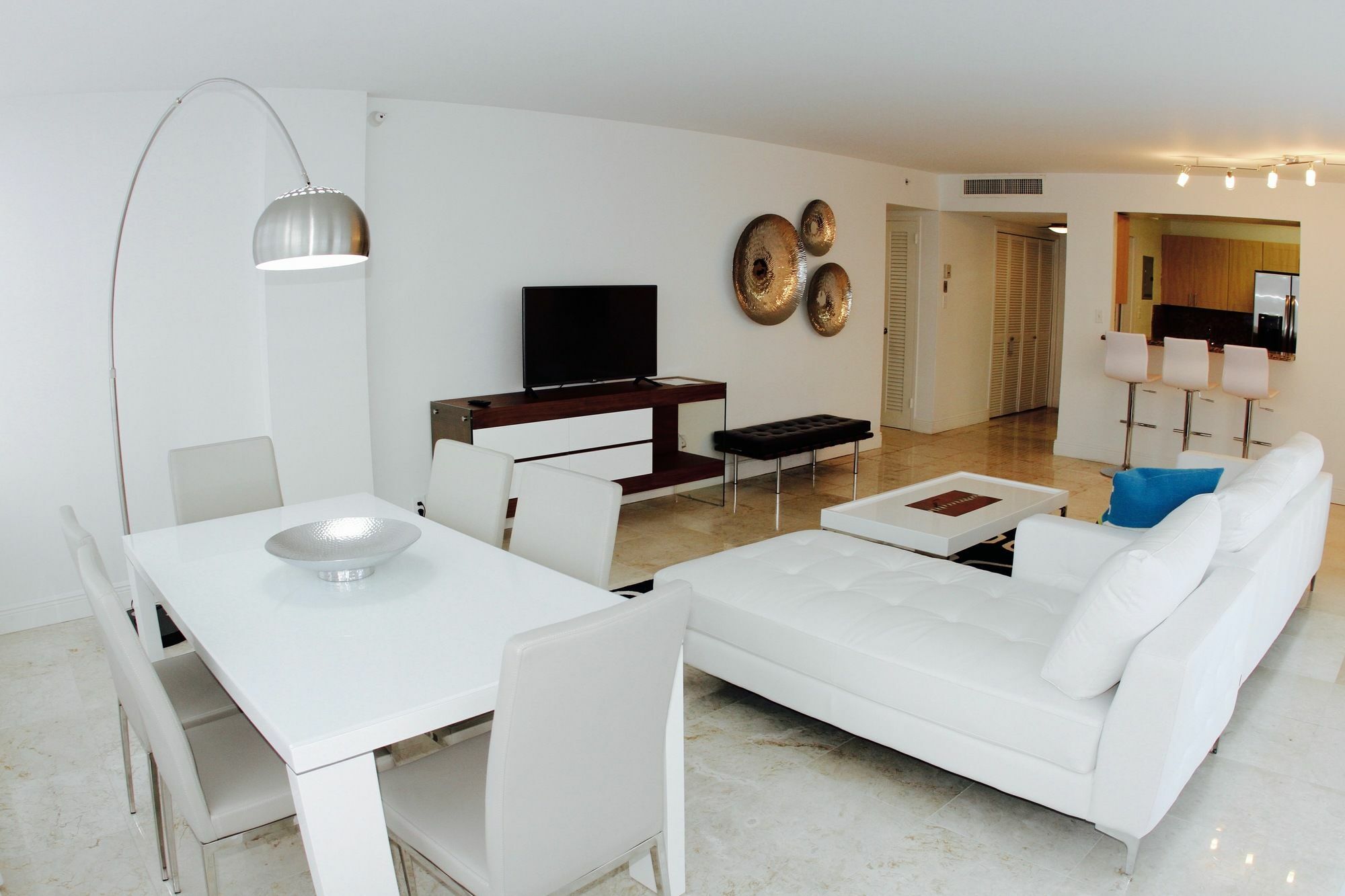 Ocean Beach Apartment