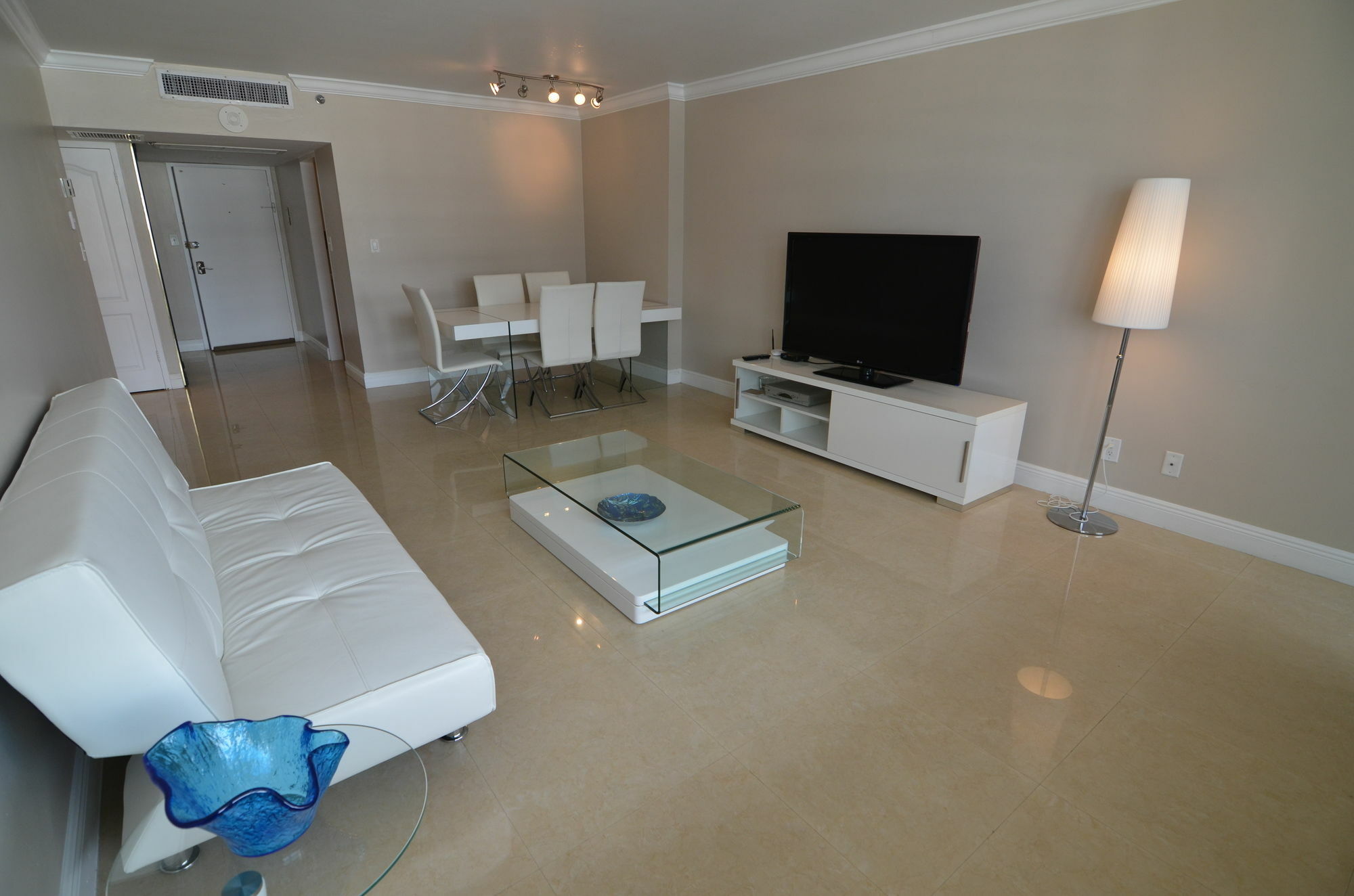 Riviera Luxury Living At The Decoplage