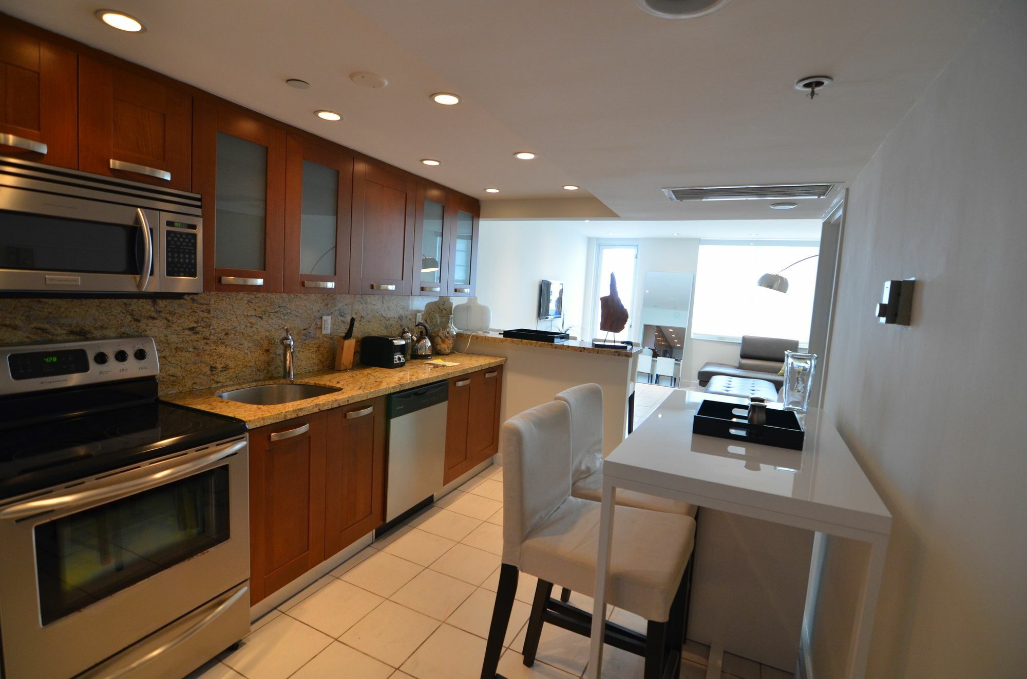 Riviera Luxury Living At The Decoplage *