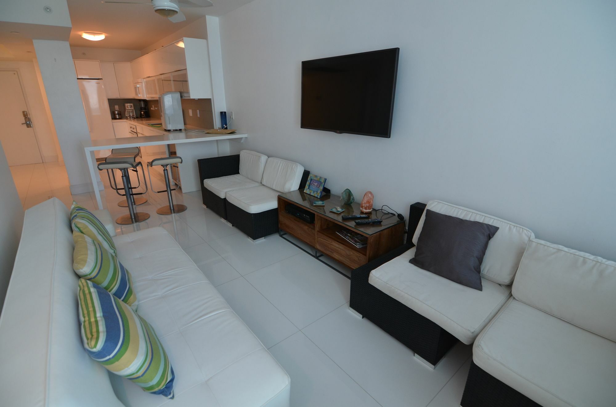 Riviera Luxury Living At The Decoplage Apartment Miami Beach