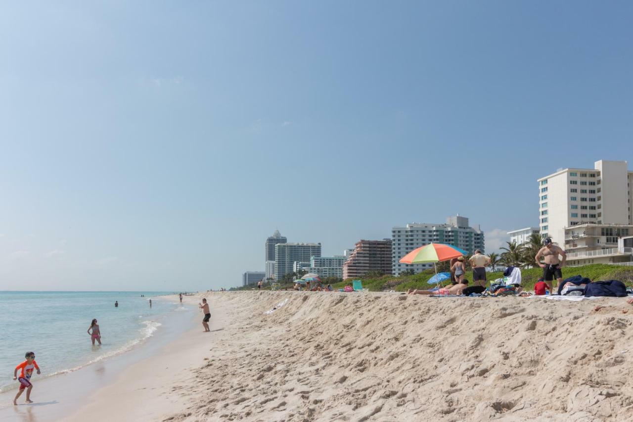Castle Beach: Strawberry Lime 2* Miami Beach