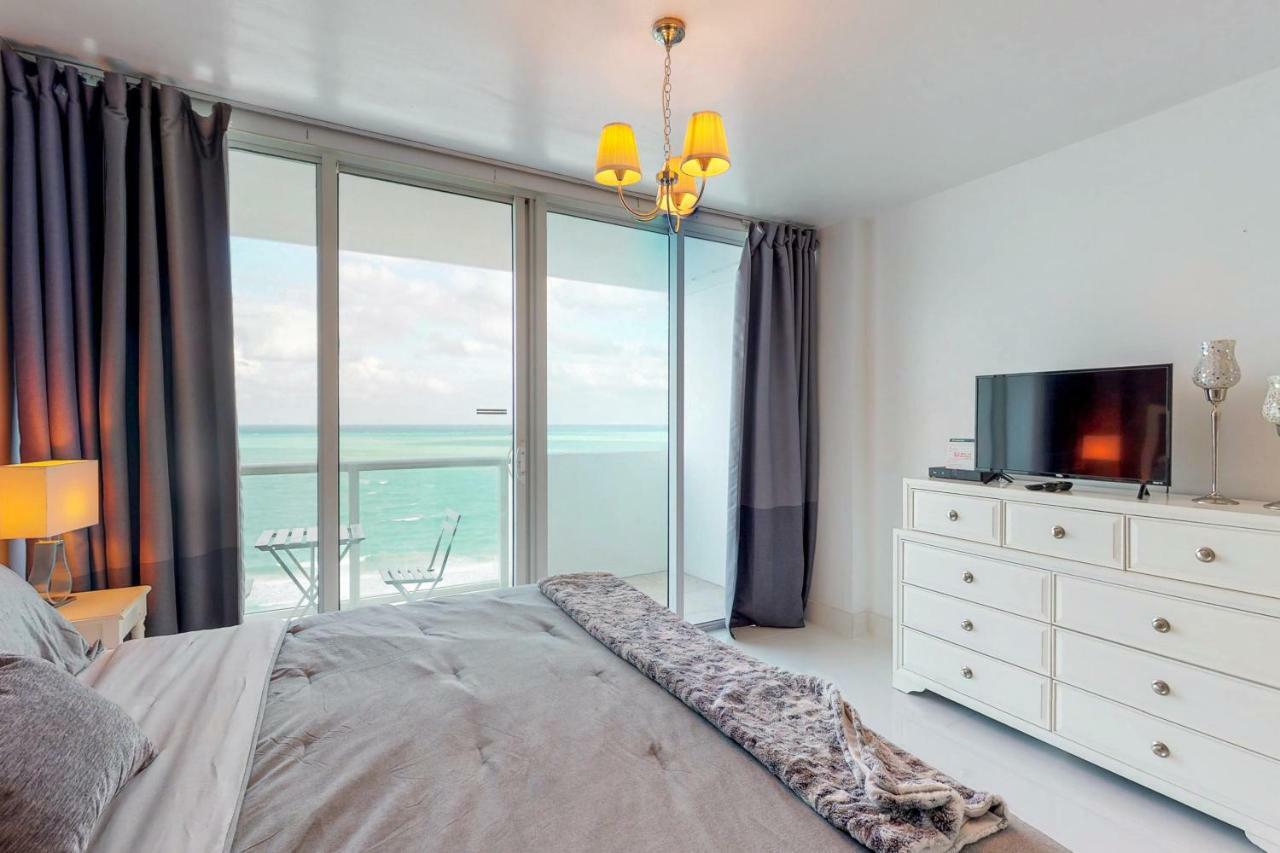 Castle Beach: Strawberry Lime 2* Miami Beach