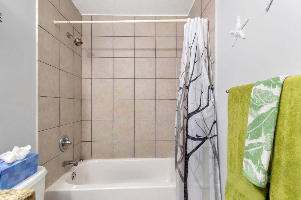 Ensuite Apt On Collins Ave Miami Beach