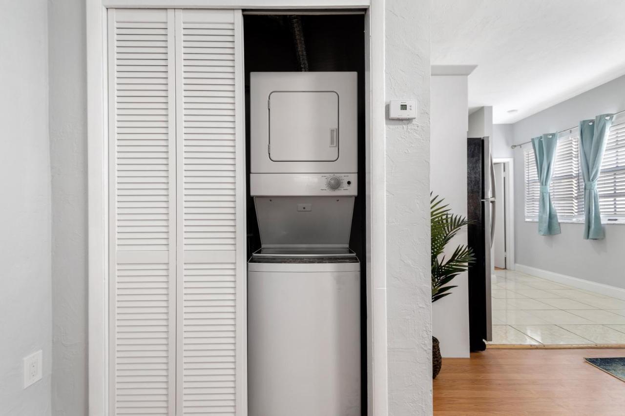 Ensuite Apt On Collins Ave Miami Beach
