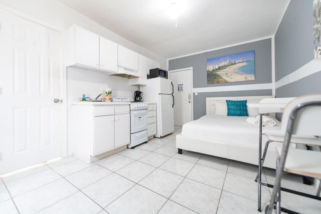 Ocean Drive Apartment Miami Beach