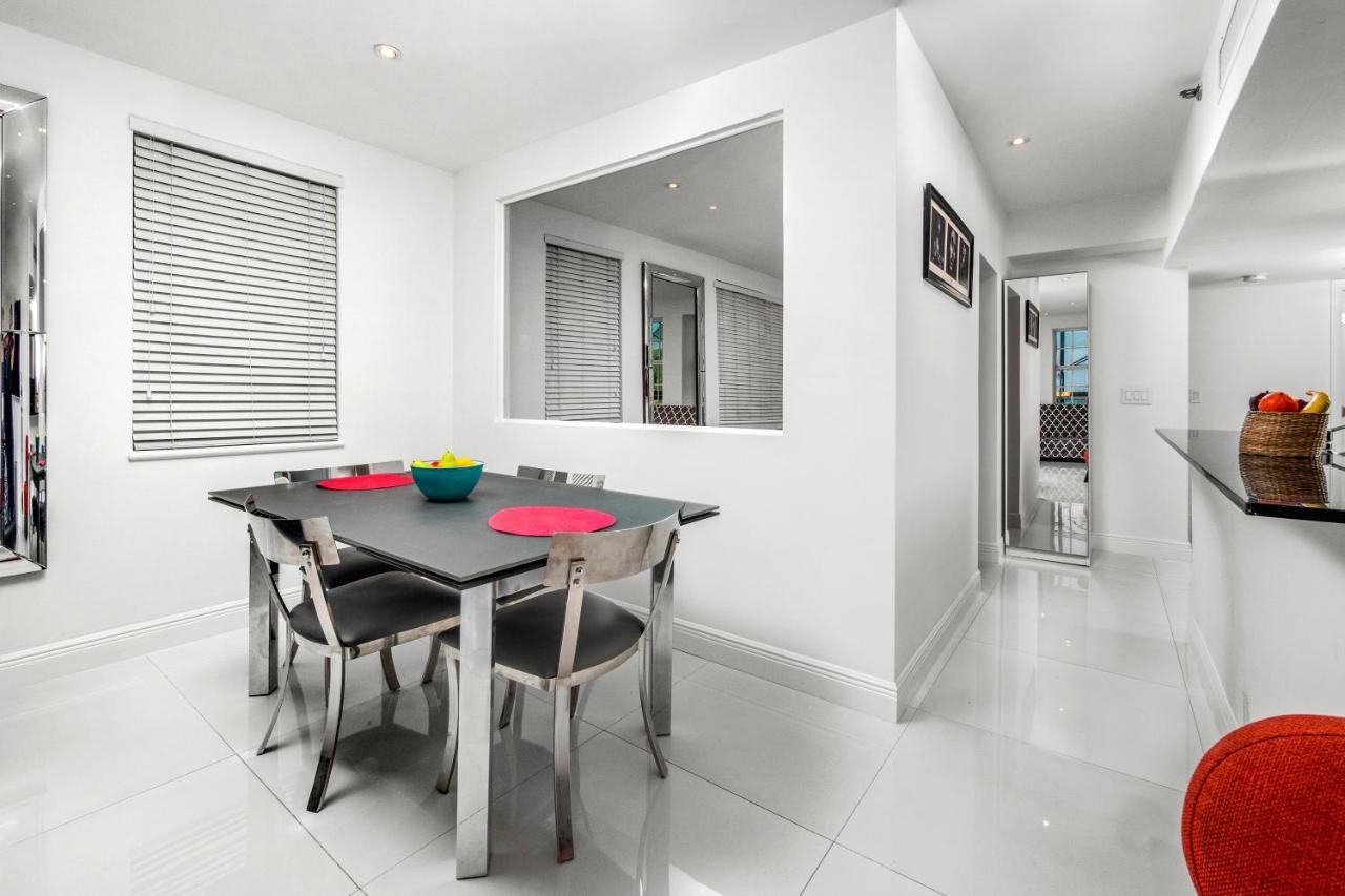Apartment South In Ocean Drive